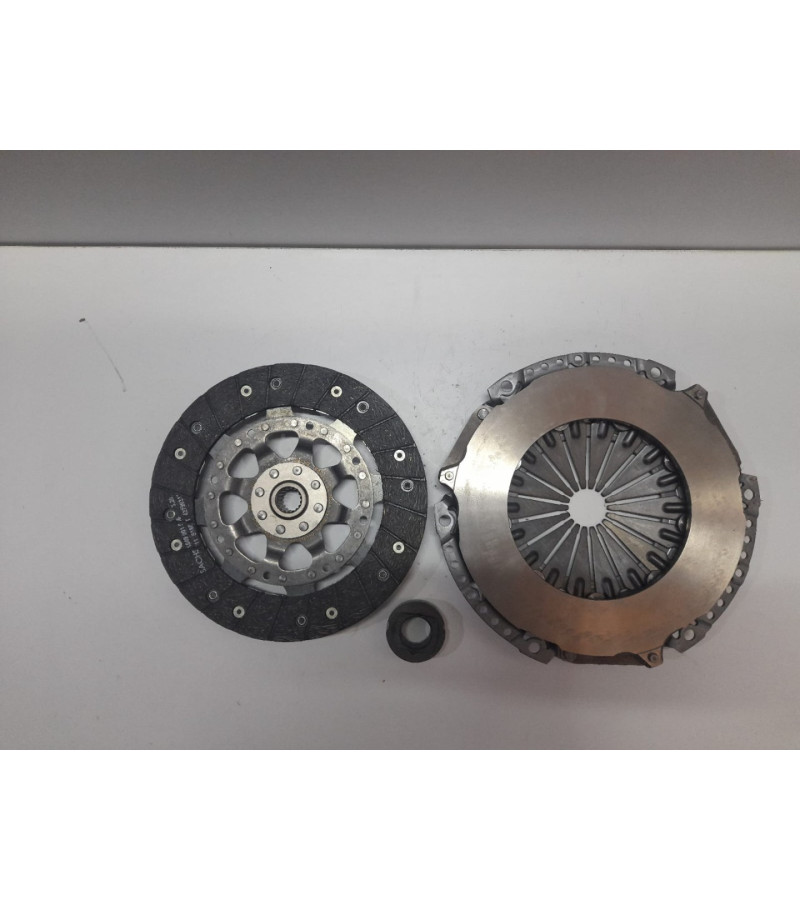 DEBRİYAJ SETİ P307-P308-BERLİNGO  C5  SACHS  3000951013
