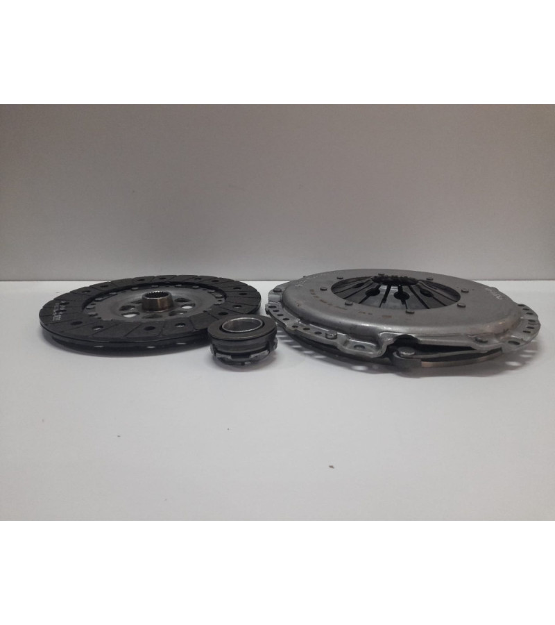 DEBRİYAJ SETİ SPRINTER SACHS 3000725001
DEBRİYAJ SETİ SPRINTER SACHS 3000725001