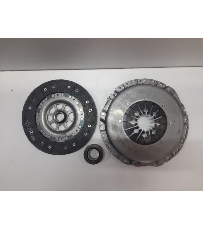 DEBRİYAJ SETİ SPRINTER SACHS 3000725001
DEBRİYAJ SETİ SPRINTER SACHS 3000725001