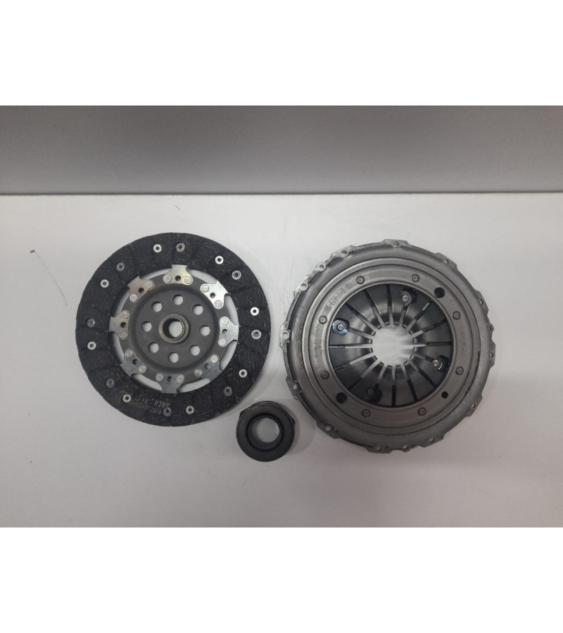 DEBRİYAJ SETİ TRANSPORTER T4 SACHS 3000829001
DEBRİYAJ SETİ TRANSPORTER T4 SACHS 3000829001