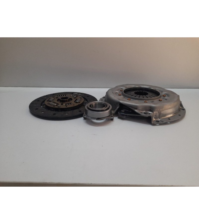 DEBRİYAJ SETİ KIA CERES VALEO 826896

