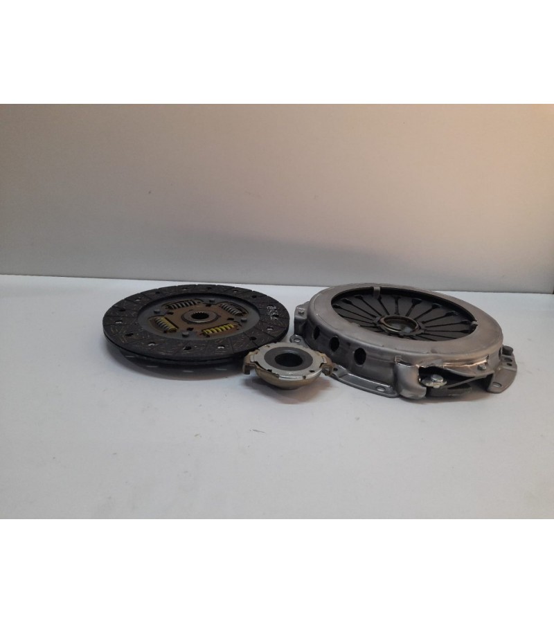 DEBRİYAJ SETİ ADMİRA GETZ VALEO 826892
DEBRİYAJ SETİ ADMİRA GETZ VALEO 826892