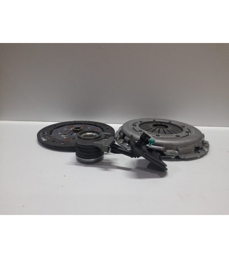 DEBRİYAJ SETİ BRAVO VALEO 834105
DEBRİYAJ SETİ BRAVO VALEO 834105
