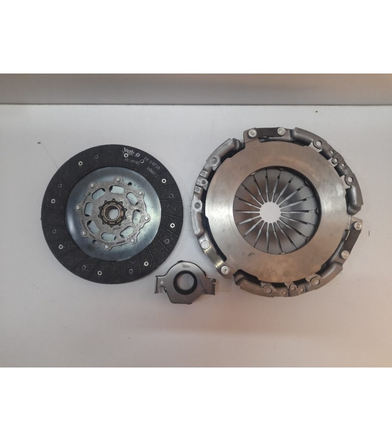 DEBRİYAJ SETİ DOBLO 1.9  VALEO 826525
