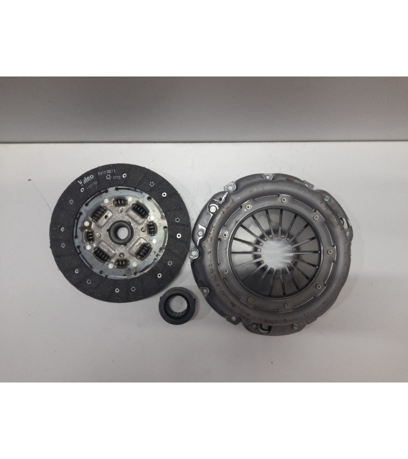 DEBRİYAJ SETİ TRANSİT T12-T15 VALEO 826296
DEBRİYAJ SETİ TRANSİT T12-T15 VALEO 826296
