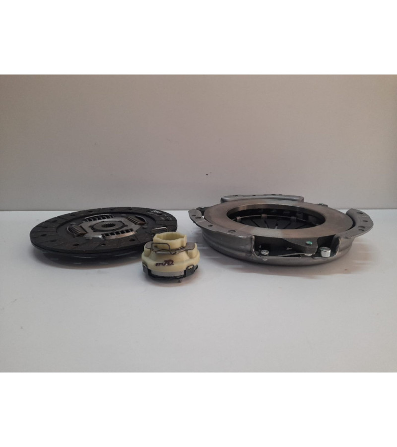 DEBRİYAJ SETİ NİVA VALEO 826474
