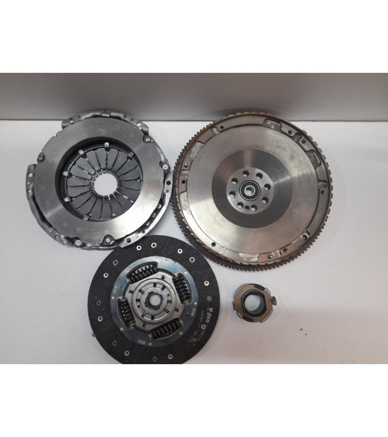 DEBRİYAJ SETİ VOLANTLI BT50-RANGER VOLMERK VM MZ 609-K
DEBRİYAJ SETİ VOLANTLI BT50-RANGER VOLMERK VM MZ 609-K